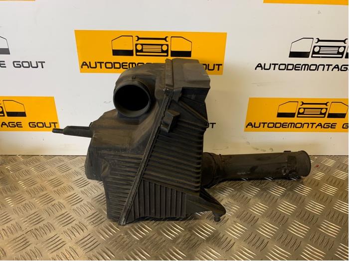 Begagnade Luftfilterhus Renault Megane II (BM/CM) 2.0 16V Turbo Renault Sport Pris € 24,99 Marginaltabell erbjuds av Autodemontage Gout