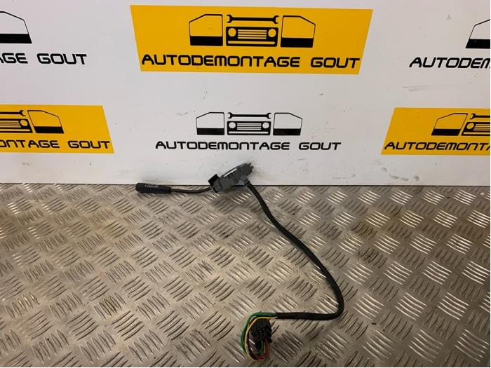 Begagnade Farthållarknapp Mercedes SLK (R170) 2.3 230 K 16V Pris € 39,99 Marginaltabell erbjuds av Autodemontage Gout