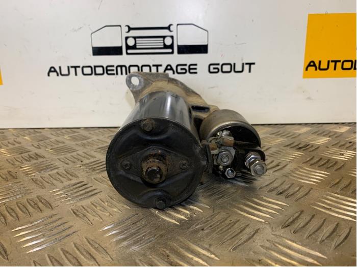Anlasser van een Porsche Cayenne (9PA) 3.2 V6 24V 2006
