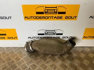Używane Rura chlodnicy miedzystopniowej Audi TT (8N3) 1.8 20V Turbo Cena € 25,00 Procedura marży oferowane przez Autodemontage Gout