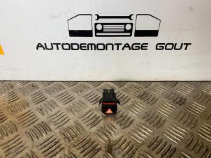 Used Panic lighting switch Porsche Cayenne (9PA) 3.2 V6 24V Price € 14,99 Margin scheme offered by Autodemontage Gout
