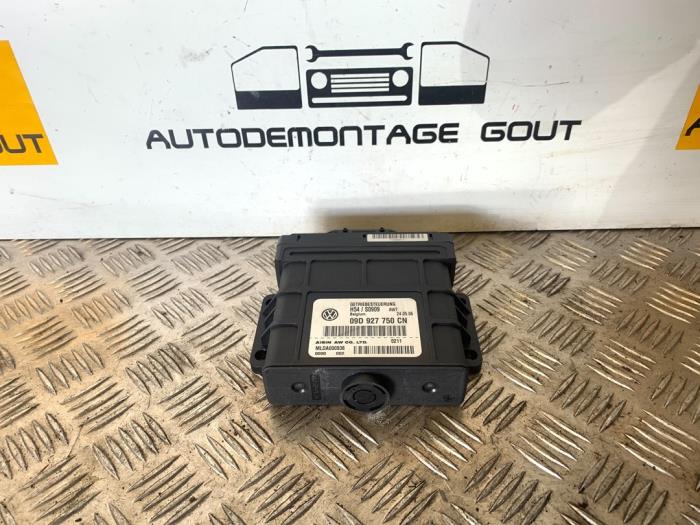 Used Automatic gearbox computer Porsche Cayenne (9PA) 3.2 V6 24V Price € 125,00 Margin scheme offered by Autodemontage Gout