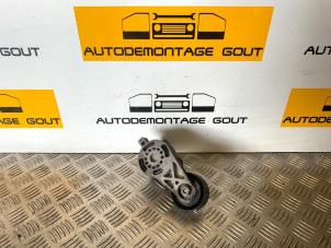 Usagé Rouleau tendeur courroie trapézoïdale multiple Volkswagen Eos (1F7/F8) 2.0 TFSI 16V Prix € 19,99 Règlement à la marge proposé par Autodemontage Gout