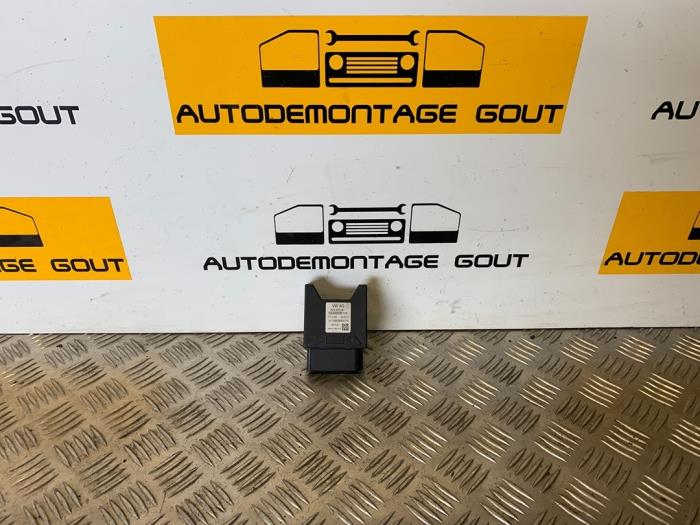 ADM fuel module from a Volkswagen Golf VII (AUA) 2.0 R 4Motion 16V 2015