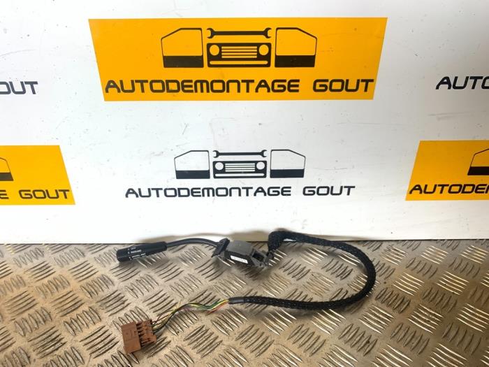 Używane Obsluga tempomatu Chrysler Crossfire 3.2 V6 18V Cena € 49,99 Procedura marży oferowane przez Autodemontage Gout