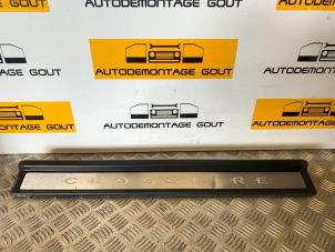 Used Door sill right Chrysler Crossfire 3.2 V6 18V Price € 74,99 Margin scheme offered by Autodemontage Gout