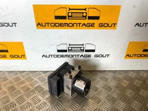 Used ABS pump Volkswagen Golf IV (1J1) 1.9 TDI 100 Price € 25,00 Margin scheme offered by Autodemontage Gout