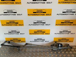 Used Front wiper motor Mercedes A (W169) 1.5 A-150 5-Drs. Price € 49,97 Margin scheme offered by Autodemontage Gout