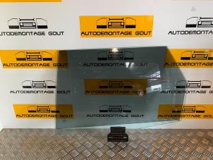 Usagé Vitre portière 4portes arrière gauche Audi A4 Avant (B7) 2.0 TFSI 20V Prix € 34,99 Règlement à la marge proposé par Autodemontage Gout