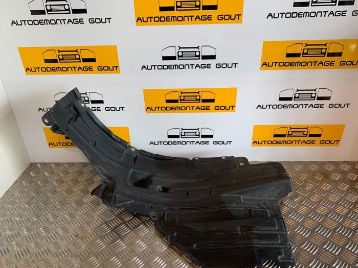 Używane Nadkole Nissan 350 Z (Z33) 3.5 V6 24V Cena € 49,99 Procedura marży oferowane przez Autodemontage Gout