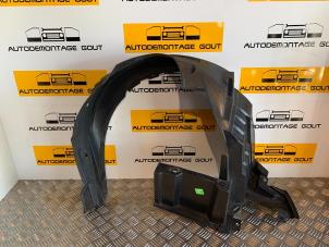 Used Wheel arch liner Peugeot 107 1.0 12V Price € 29,99 Margin scheme offered by Autodemontage Gout