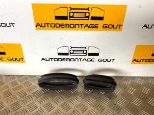 Używane Waz chlodnicy miedzystopniowej Austin Mini Open (R52) 1.6 16V Cooper S Cena € 19,99 Procedura marży oferowane przez Autodemontage Gout