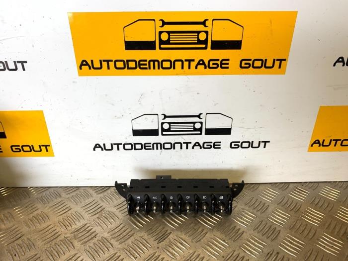 Usados Interruptor de ventanilla eléctrica Austin Mini Open (R52) 1.6 16V Cooper S Precio € 24,99 Norma de margen ofrecido por Autodemontage Gout