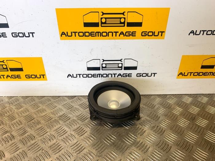 Używane Glosnik Austin Mini Open (R52) 1.6 16V Cooper S Cena € 35,00 Procedura marży oferowane przez Autodemontage Gout