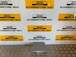 Usagé Module radio Audi A5 Cabrio (8F7) 2.0 TFSI 16V Prix € 289,99 Règlement à la marge proposé par Autodemontage Gout