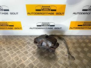 Used Front brake calliper, right Volkswagen Eos (1F7/F8) 1.4 TSI 16V Price € 39,99 Margin scheme offered by Autodemontage Gout