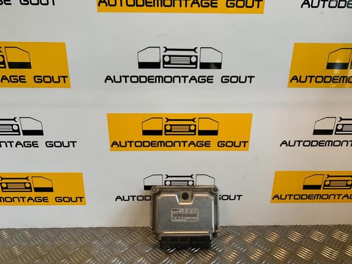 Used Engine management computer Porsche Cayenne (9PA) 4.5 S V8 32V Price € 299,99 Margin scheme offered by Autodemontage Gout