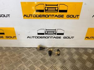 Używane Wtryskiwacz (wtrysk benzyny) Mini Mini Cooper S (R53) 1.6 16V Cena € 17,50 Procedura marży oferowane przez Autodemontage Gout