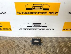 Usagé Antenne amplificateur Audi TT (8J3) 2.0 TFSI 16V Prix € 25,00 Règlement à la marge proposé par Autodemontage Gout
