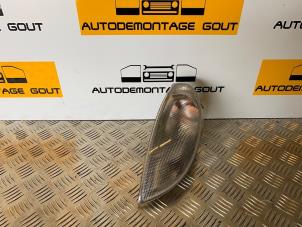 Usagé Feu clignotant gauche Mercedes SLK (R170) 2.3 230 K 16V Prix € 39,99 Règlement à la marge proposé par Autodemontage Gout