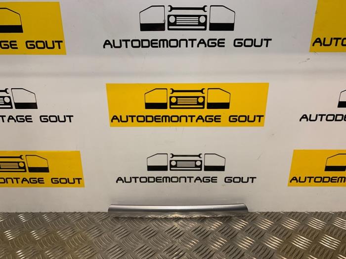 Gebrauchte Handgriff Chrysler Crossfire 3.2 V6 18V Preis € 49,99 Margenregelung angeboten von Autodemontage Gout