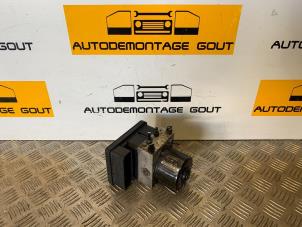 Usagé Bloc ABS Audi TT Roadster (8N9) 1.8 T 20V Quattro Prix € 69,99 Règlement à la marge proposé par Autodemontage Gout