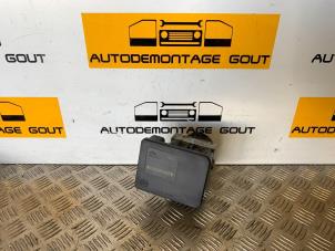 Usagé Pompe ABS Audi TT (8N3) 1.8 T 20V Quattro Prix € 69,99 Règlement à la marge proposé par Autodemontage Gout
