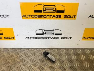 Używane Czujnik masy powietrza Volkswagen Eos (1F7/F8) 2.0 TFSI 16V Cena € 24,99 Procedura marży oferowane przez Autodemontage Gout