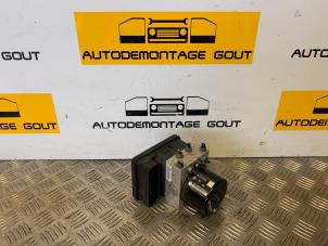 Used ABS pump Volkswagen Eos (1F7/F8) 2.0 TFSI 16V Price € 69,99 Margin scheme offered by Autodemontage Gout