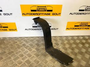 Używane Plyta wierzchnia rózne Audi TT Roadster (8N9) 3.2 V6 24V Quattro Cena € 14,99 Procedura marży oferowane przez Autodemontage Gout