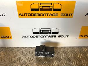 Used Cooling fin relay Audi TT Roadster (8N9) 3.2 V6 24V Quattro Price € 29,99 Margin scheme offered by Autodemontage Gout