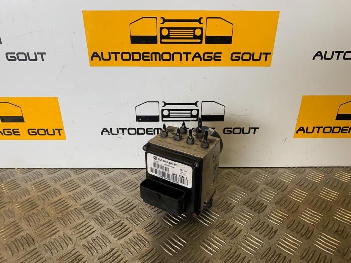 Usagé Pompe ABS Volkswagen Passat CC (357) 3.6 FSI R36 24V V6 4Motion Prix € 75,00 Règlement à la marge proposé par Autodemontage Gout