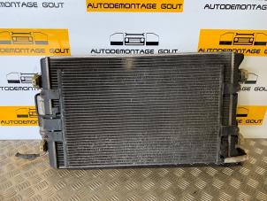 Używane Zestaw chlodnicy Audi TT Roadster (8N9) 3.2 V6 24V Quattro Cena € 59,99 Procedura marży oferowane przez Autodemontage Gout