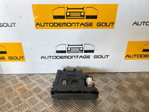 Używane Popielniczka przednia Audi TT (8N3) 1.8 T 20V Quattro Cena € 19,99 Procedura marży oferowane przez Autodemontage Gout