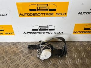 Used Front seatbelt, left Volkswagen Eos (1F7/F8) 2.0 FSI 16V Price € 49,99 Margin scheme offered by Autodemontage Gout