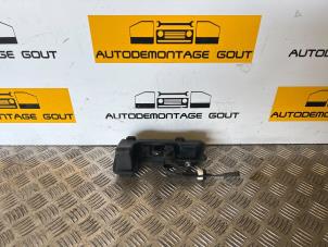 Używane Przekaznik podcisnienia Volkswagen Golf V 4Motion (1K1) 3.2 R32 V6 24V Cena € 24,99 Procedura marży oferowane przez Autodemontage Gout