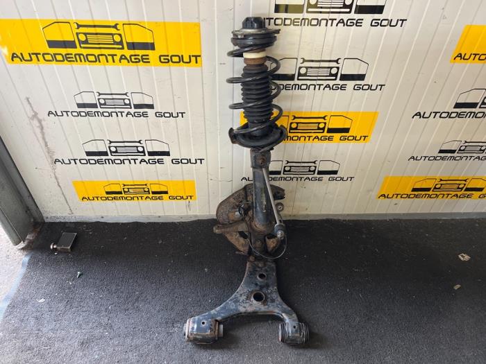 Front suspension system, right from a Mercedes-Benz B (W245,242) 1.5 B-150 16V 2006