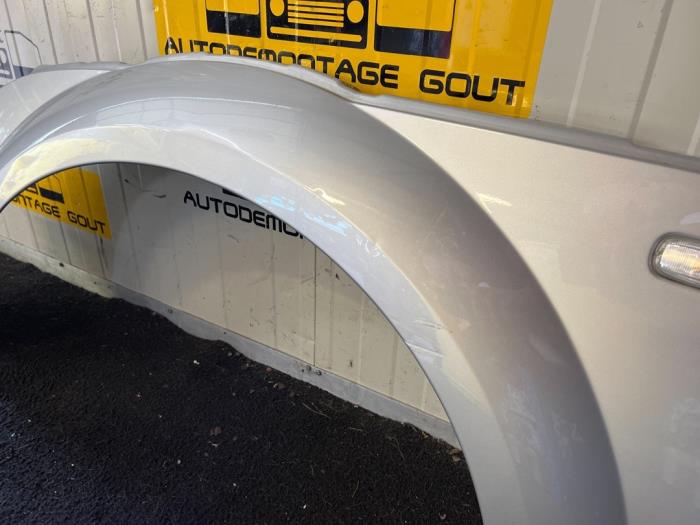 Front wing, left from a Audi TT (8N3) 1.8 T 20V Quattro 2001