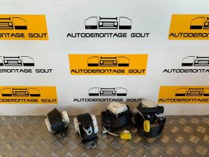 Used Set of seatbelts, front + rear Volkswagen Eos (1F7/F8) 2.0 TFSI 16V Price € 124,99 Margin scheme offered by Autodemontage Gout