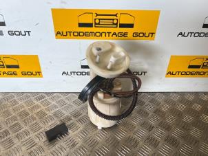 Używane Elektryczna pompa paliwa Audi TT (8N3) 3.2 V6 24V Quattro Cena € 99,95 Procedura marży oferowane przez Autodemontage Gout