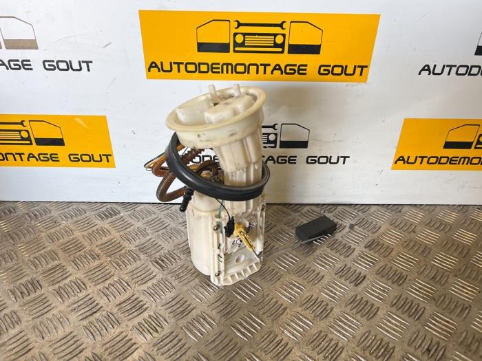 Usagé Pompe à carburant Audi TT (8N3) 3.2 V6 24V Quattro Prix € 99,95 Règlement à la marge proposé par Autodemontage Gout