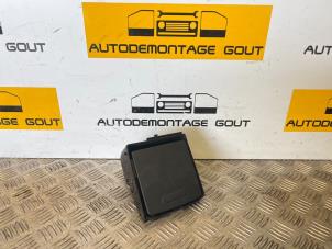 Used Storage compartment Volkswagen Multivan T5 (7E/7HC/7HF/7HM) Price € 39,99 Margin scheme offered by Autodemontage Gout