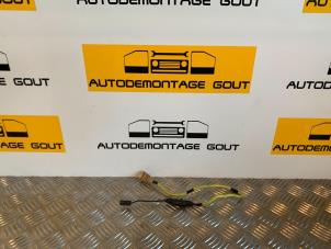 Usados Amplificador de antena Volkswagen Golf V (1K1) Precio € 14,99 Norma de margen ofrecido por Autodemontage Gout