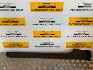 Używane Stopien drzwi przednich prawych Audi A5 Cabrio (8F7) Cena € 19,99 Procedura marży oferowane przez Autodemontage Gout