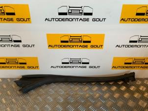 Usagé Joint caoutchouc portière 2portes gauche Audi A5 Cabrio (8F7) Prix € 19,99 Règlement à la marge proposé par Autodemontage Gout