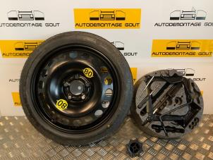 Usados Juego de gato y rueda de repuesto Saab 9-5 (YS3E) 1.9 TiD 16V Precio € 59,99 Norma de margen ofrecido por Autodemontage Gout