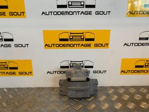 Usagé Support boîte de vitesses Volkswagen Golf V (1K1) 3.2 R32 V6 24V 4Motion Prix € 19,99 Règlement à la marge proposé par Autodemontage Gout