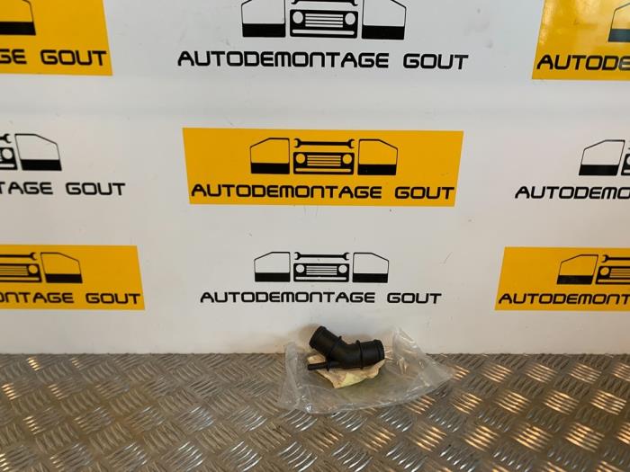 Begagnade Vattenrör Volkswagen Golf V (1K1) 3.2 R32 V6 24V 4Motion Pris € 9,95 Marginaltabell erbjuds av Autodemontage Gout