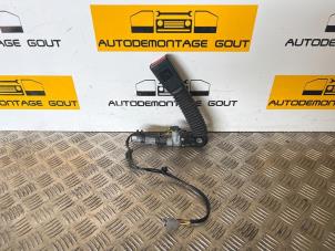 Usagé Insertion ceinture de sécurité avant gauche Mini Mini (R56) 1.4 16V One Prix € 39,99 Règlement à la marge proposé par Autodemontage Gout
