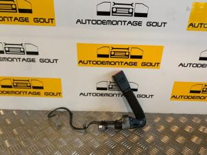 Usagé Insertion ceinture de sécurité avant gauche Mini Mini (R56) 1.4 16V One Prix € 39,99 Règlement à la marge proposé par Autodemontage Gout